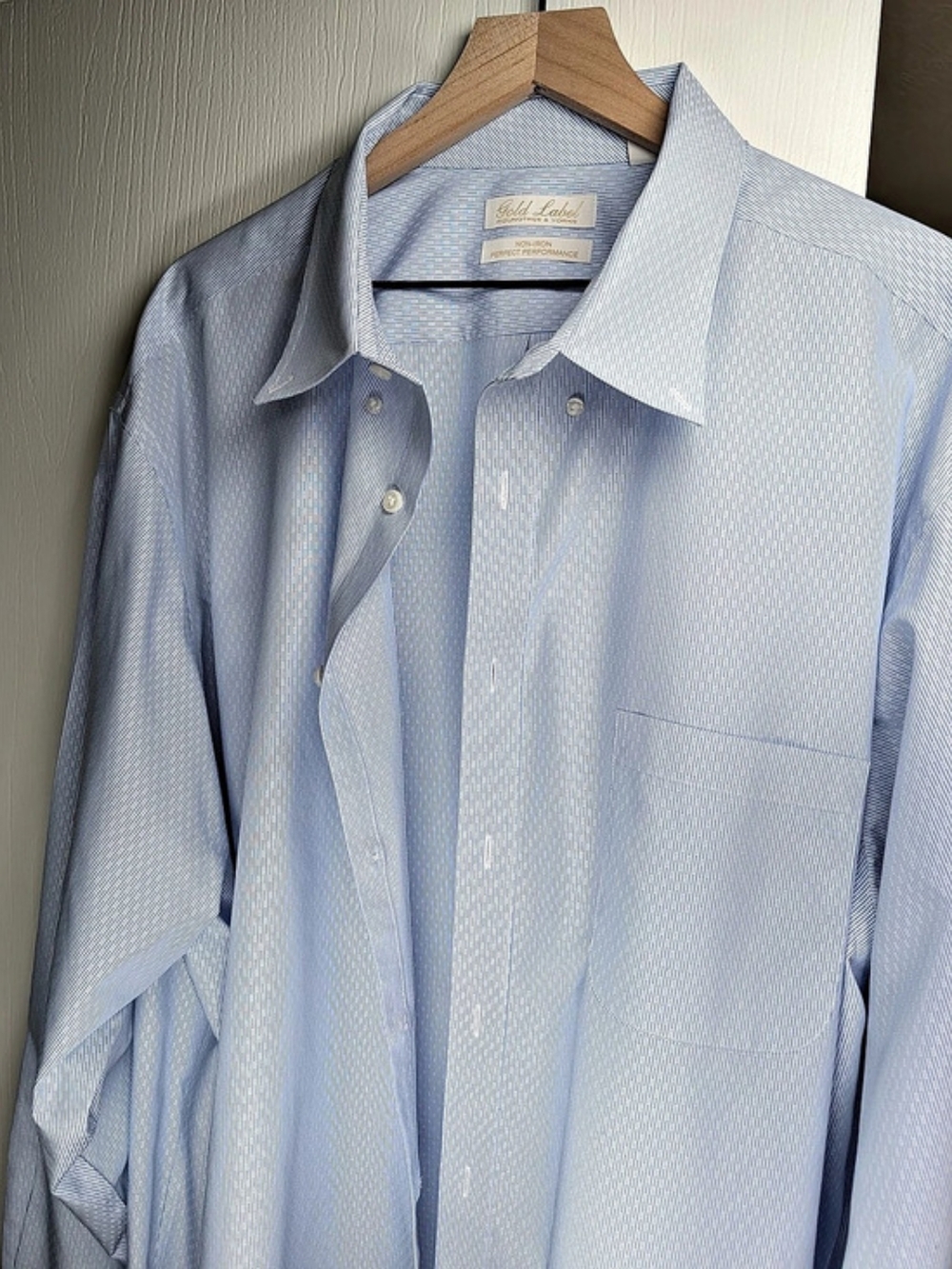 Gold Label Men’s - Light Blue Pinstripe Dress Shirt - Picture 4 of 6